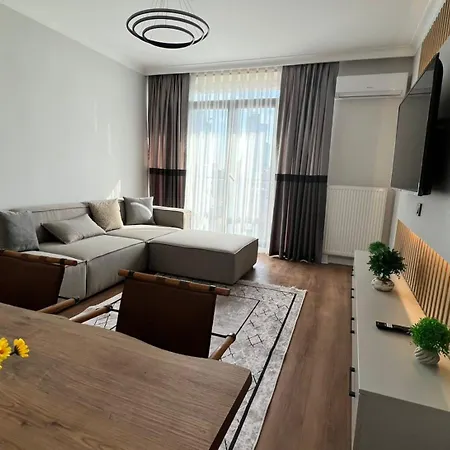 Mecidiyekoy Apartment *