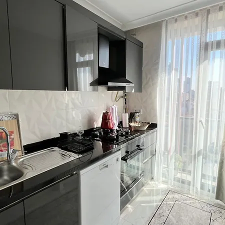 Mecidiyekoy Apartment *